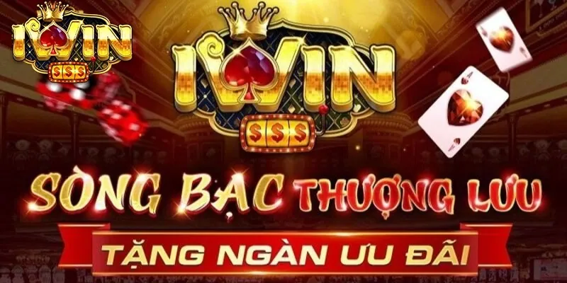 Hình ảnh bàn Baccarat với các lá bài và chip